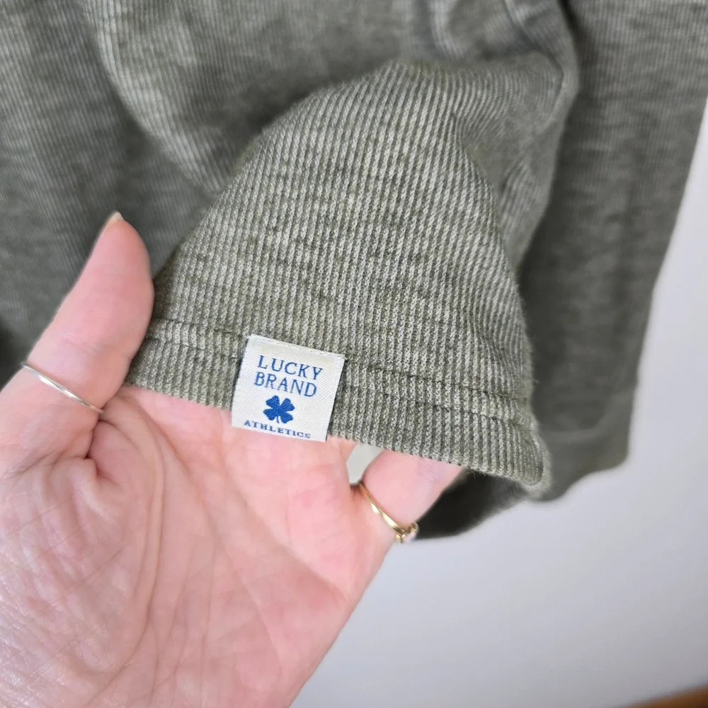 Lucky Brand Mens Olive Green Ribbed Henley Pullover Sweater Large‎